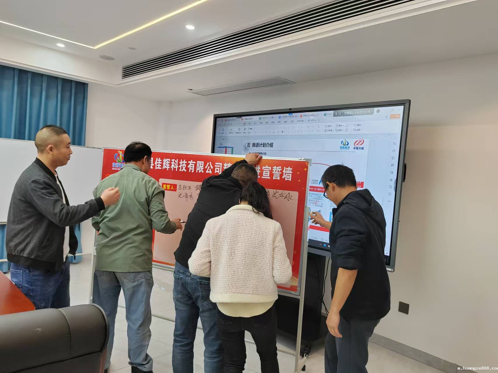 1734677014342256.jpg 6ac2ca00db14d172778d5706259f06e.jpg